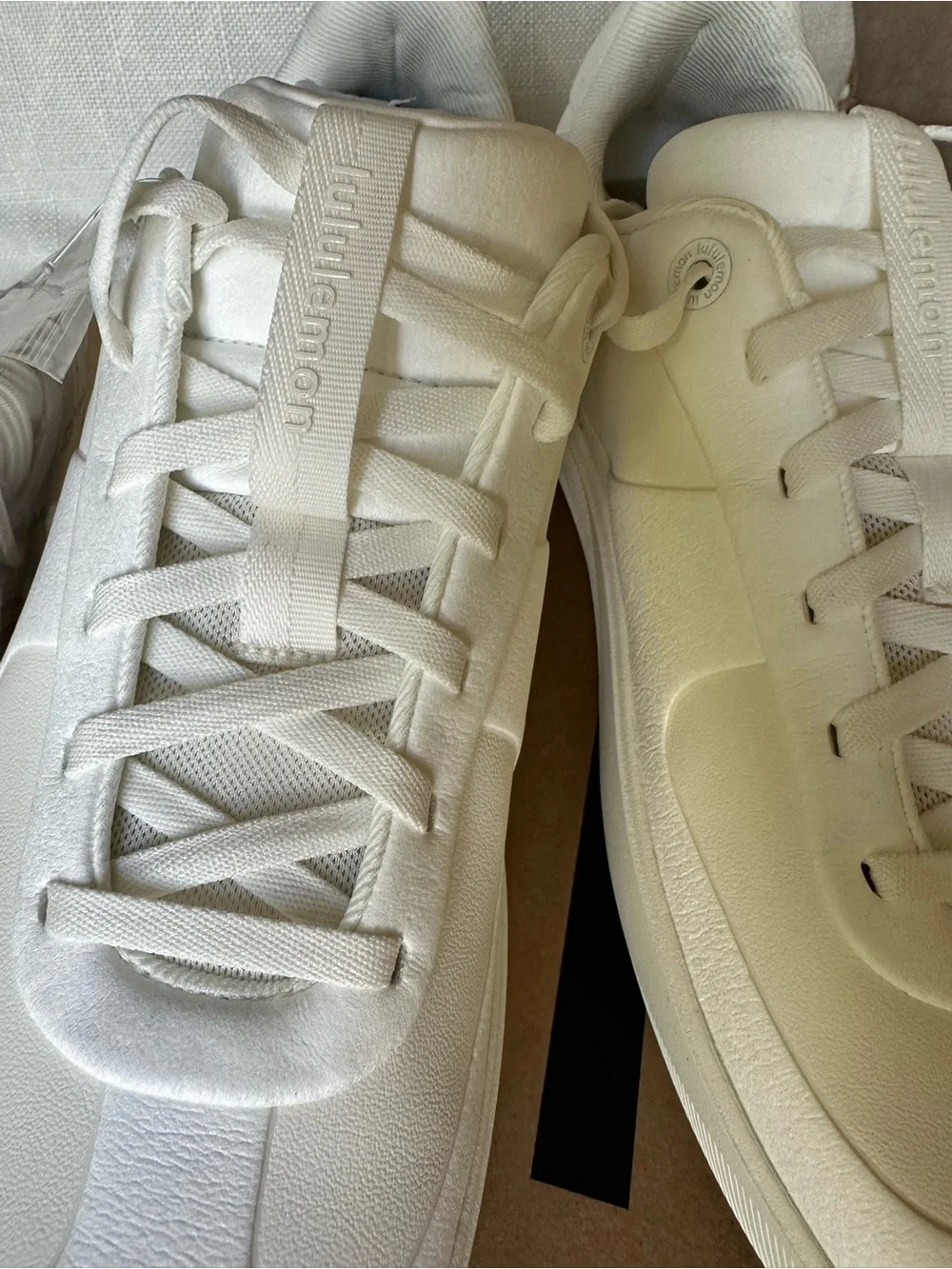 Lululemon cityverse sneakers  men’s size 11  NIB